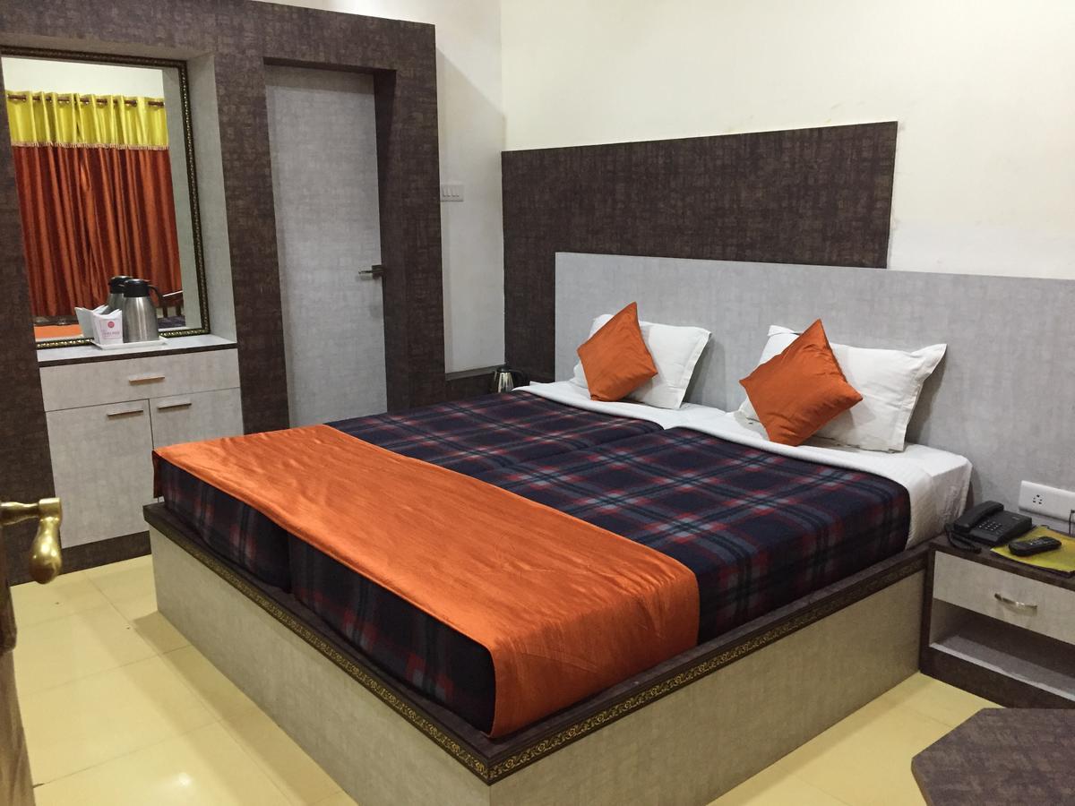 Hotel Lara India Bénarès Extérieur photo
