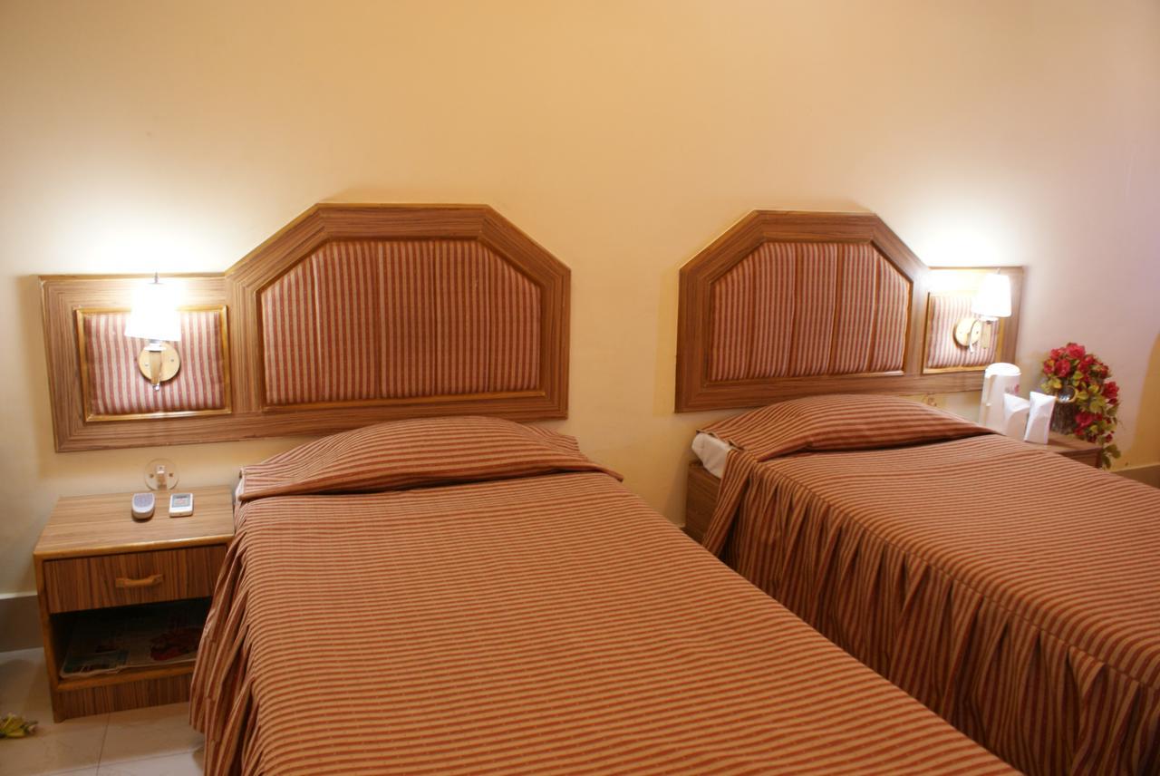 Hotel Lara India Bénarès Extérieur photo